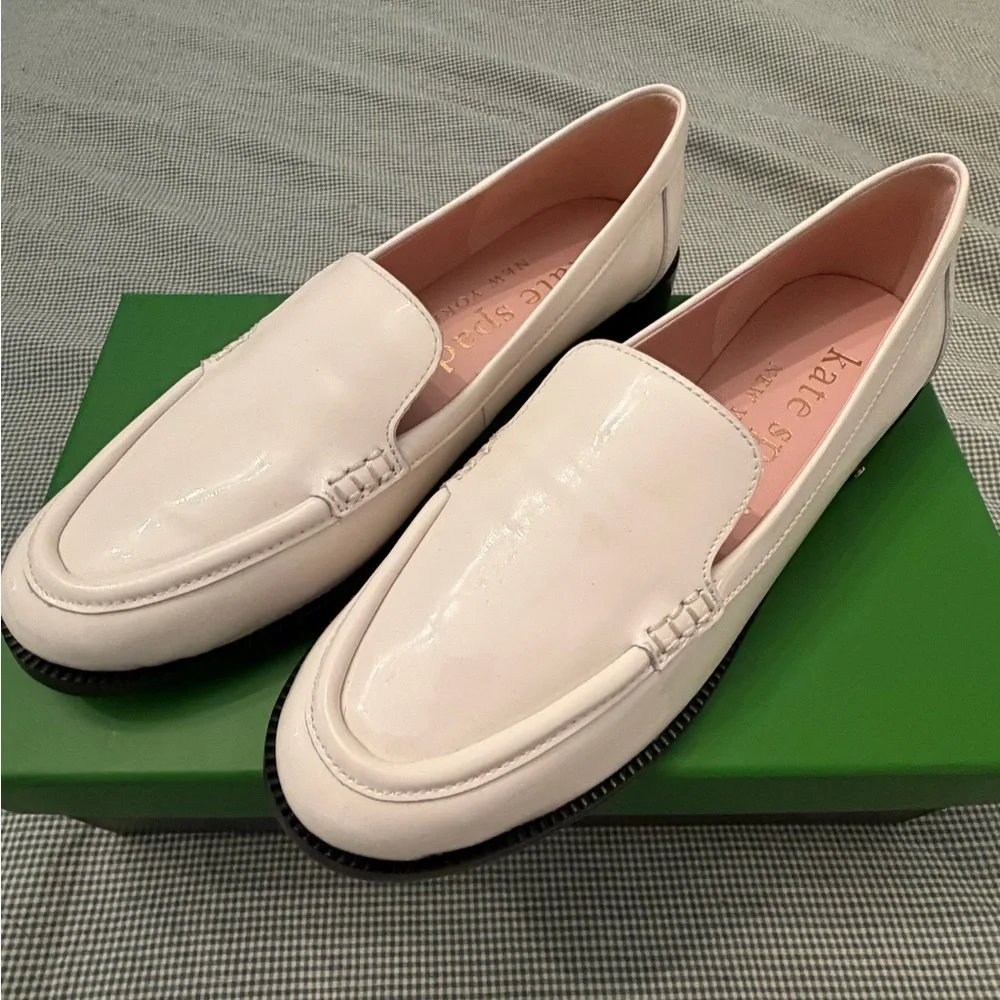 Kate Spade Lori Patent Leather Loafers 6.5 - Never worn with original box - Picture 9 of 9